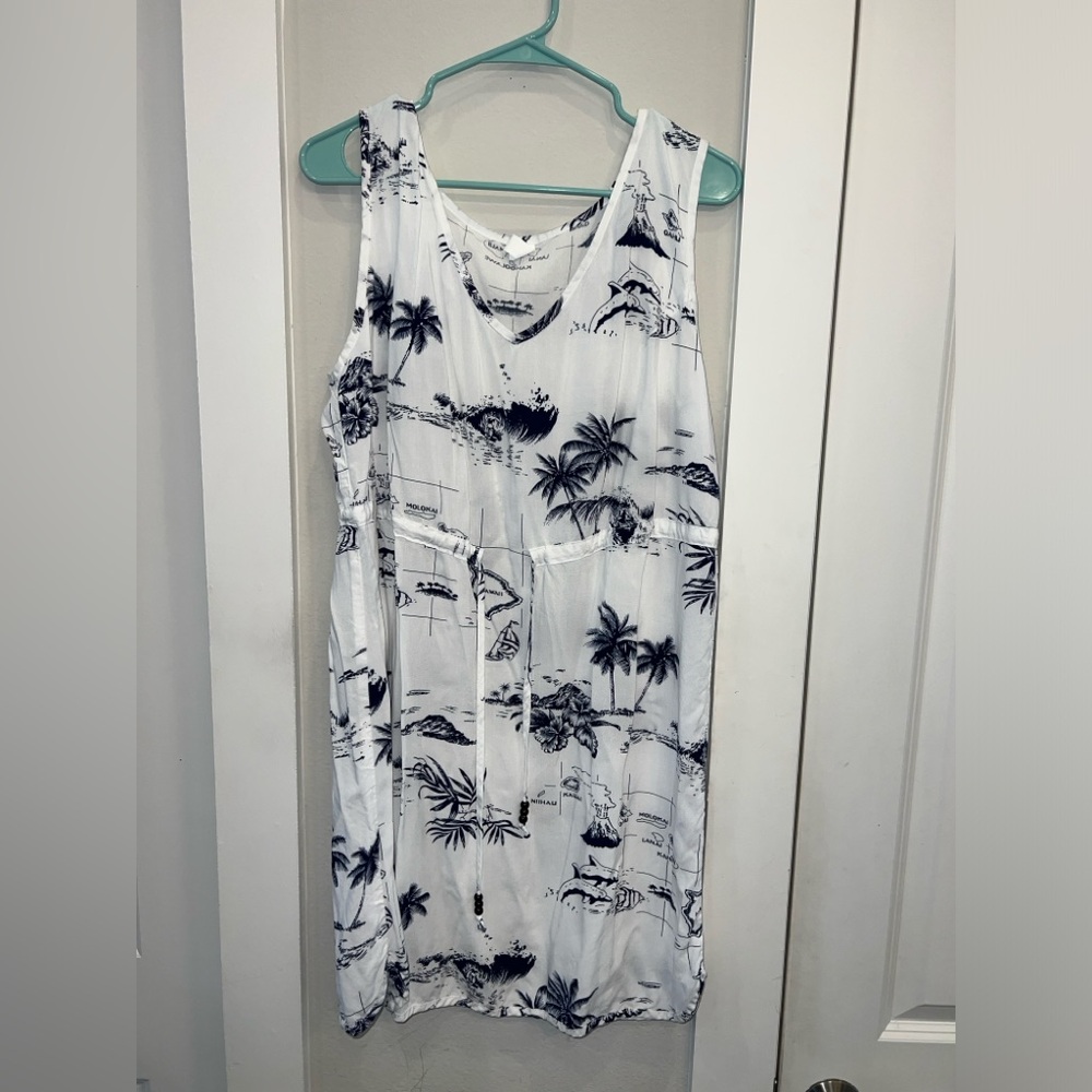 NWOT Hawaii swimsuit coverup